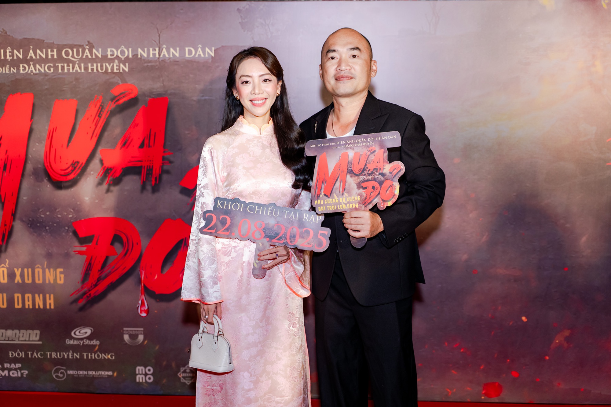 Thảm đỏ hot nhất hôm nay: Hứa Vĩ Văn U50 vẫn lấn át hội nam thần, 1 nàng thơ đẹp quá mức thách thức mọi filter- Ảnh 15.