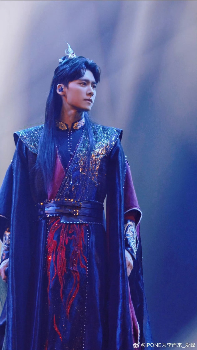 Nam diễn viên bại lộ scandal 