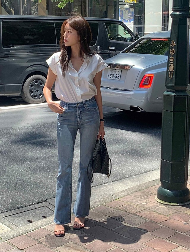 Mặc quần jeans cả tuần cũng không chán sau khi biết 10 cách phối đồ dễ ứng dụng này!- Ảnh 7.
