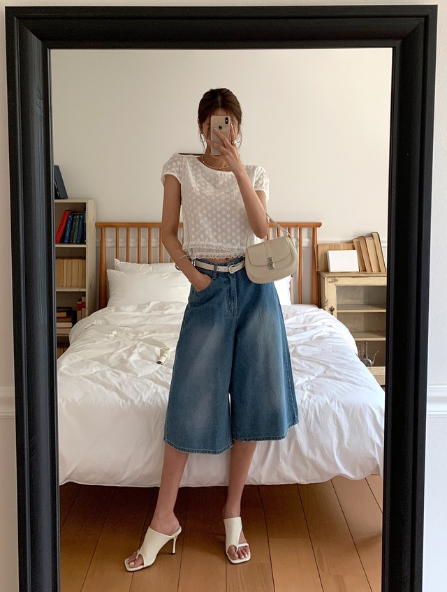 Mặc quần jeans cả tuần cũng không chán sau khi biết 10 cách phối đồ dễ ứng dụng này!- Ảnh 3.