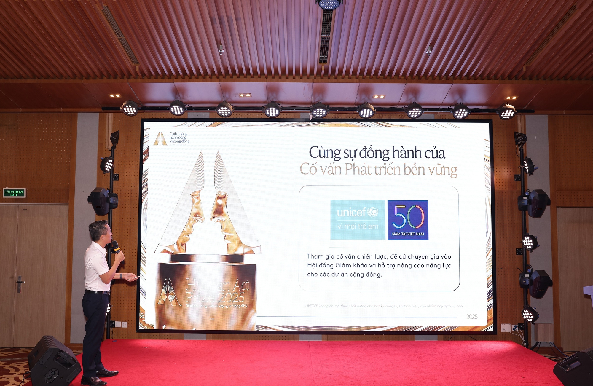 Kiên trì phụng sự với lời hứa cam kết dài lâu - điểm giao giữa Human Act Prize và sứ mệnh của các dự án vì cộng đồng- Ảnh 2.