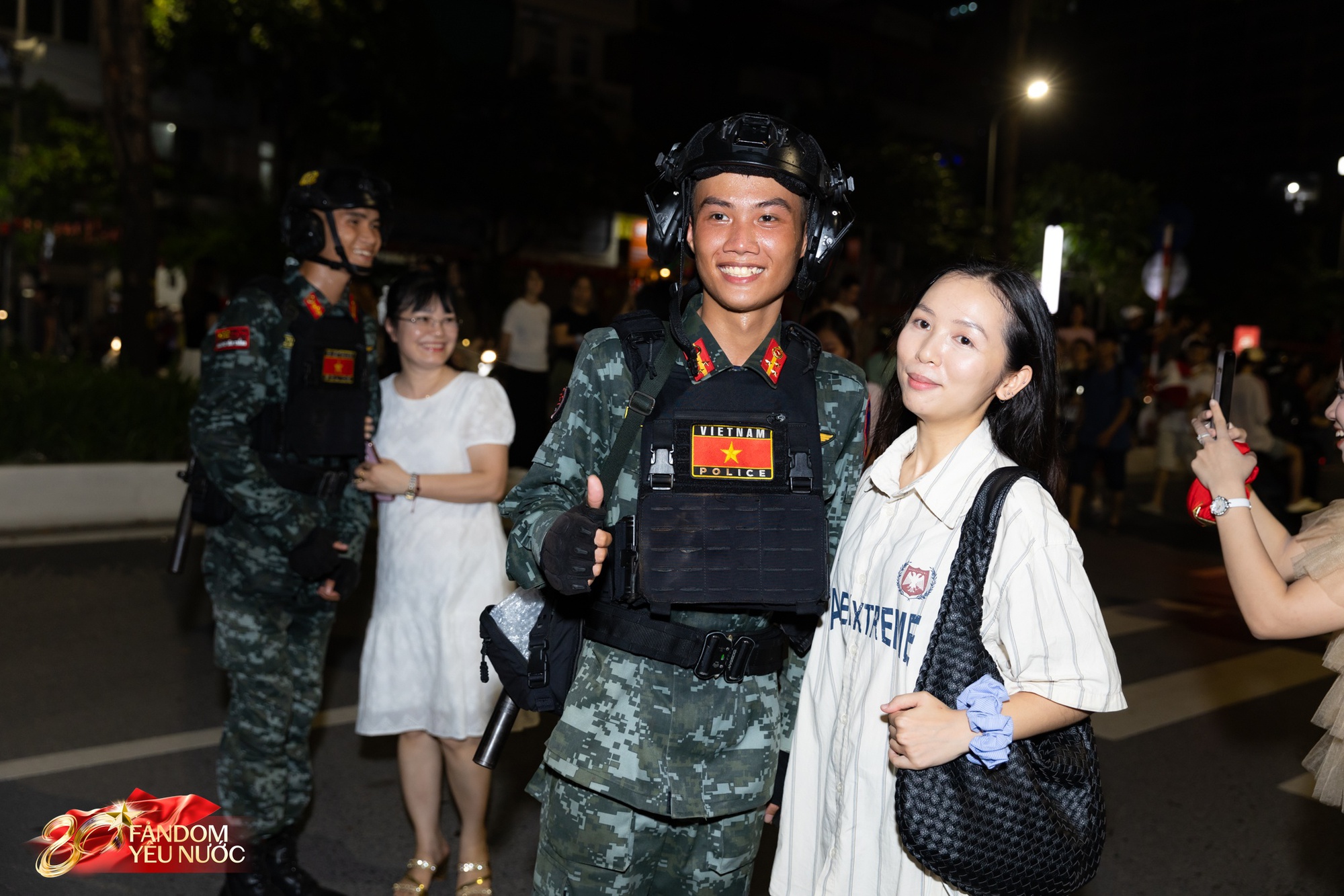 Khui được "sít rịt" cuối ngày đi đu concert Quốc gia: Size gap mà nhiều người ao ước là đây- Ảnh 3.