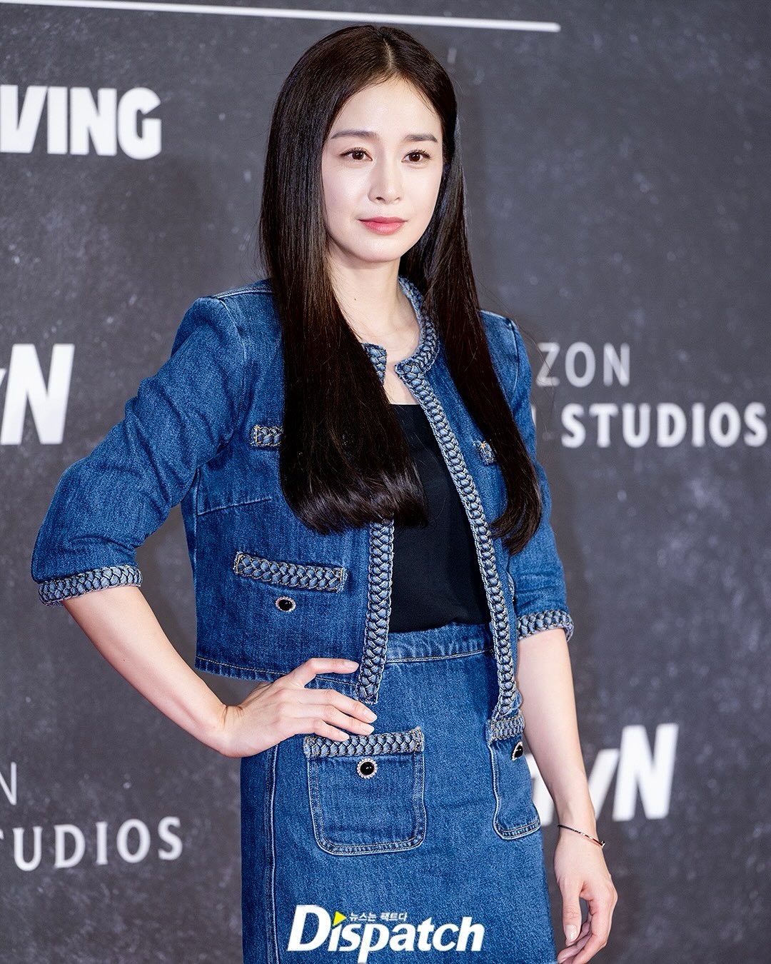 Kim Tae Hee chấp nhận việc lão hóa ở tuổi 45- Ảnh 8.