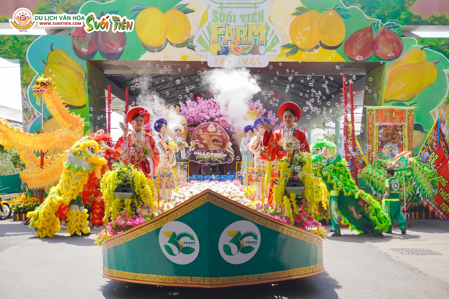 Suối Tiên mở cửa đêm dịp lễ 2/9 - Không gian rực rỡ, trải nghiệm bất tận- Ảnh 5. Suối Tiên mở cửa đêm dịp lễ 2/9 - Không gian rực rỡ, trải nghiệm bất tận- Ảnh 5.