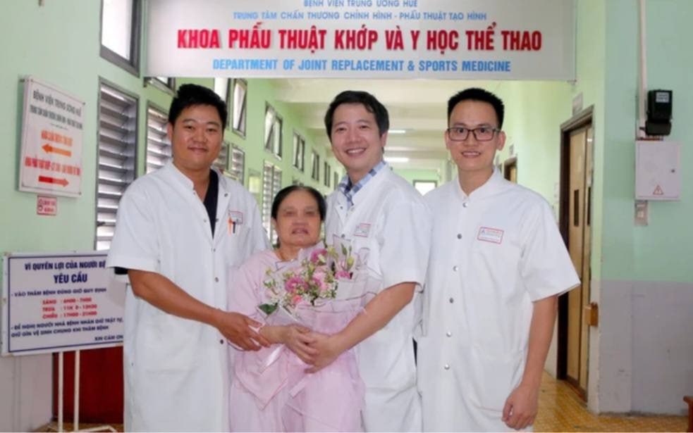 &Aacute; qu&acirc;n Olympia từng mất ng&ocirc;i v&ocirc; địch v&igrave; sự cố hy hữu, 20 năm sau l&agrave; b&aacute;c sĩ phẫu thuật h&agrave;ng đầu- Ảnh 7.