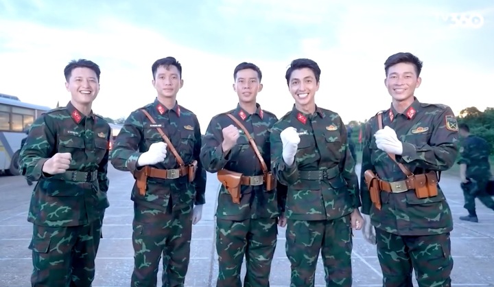 Phản ứng của Thượng úy Lê Hoàng Hiệp khi được nhận xét "hiền lành, ít nói"- Ảnh 2.