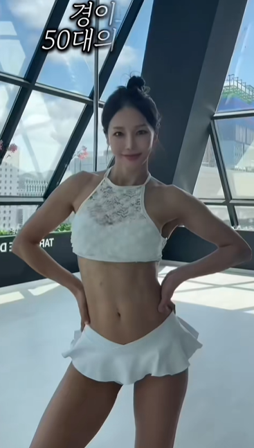 “Bom sex Hàn Quốc” cưới chồng nhỏ hơn cả con giáp, bí quyết gì để U60 nhưng nhìn tươi rói như 20 tuổi?- Ảnh 6.