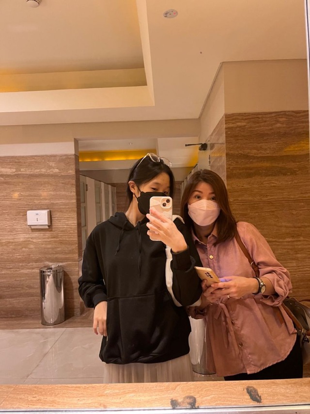 Bố mẹ tiết kiệm từng đồng, con chỉ tin AI: Nỗi khổ tâm tiền nong chỉ ai nuôi con đang lớn mới hiểu- Ảnh 2.