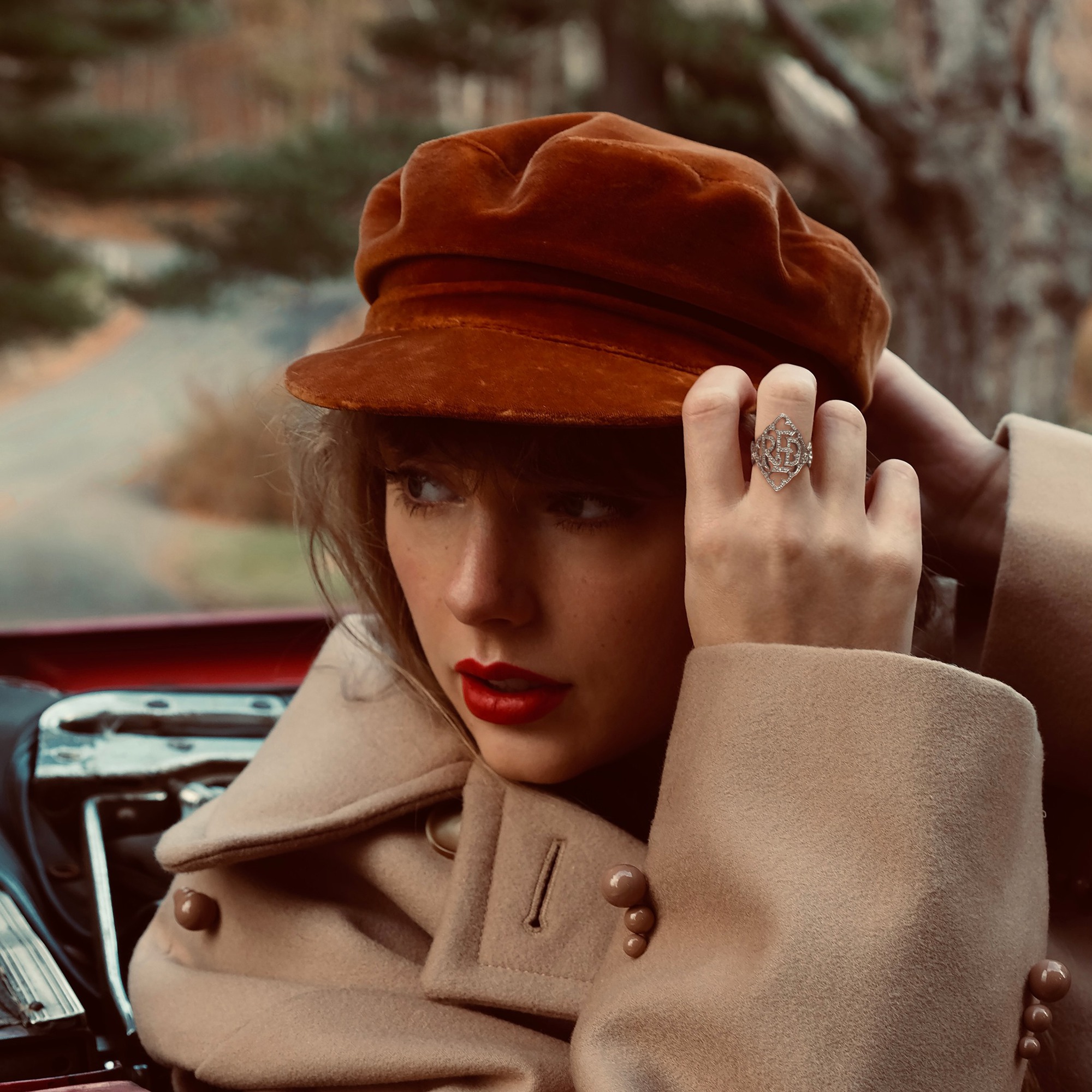 Màn comeback của Taylor Swift khiến fan “nín thở” hết lần này đến lần khác vì cấp độ bạo- Ảnh 6. Màn comeback của Taylor Swift khiến fan “nín thở” hết lần này đến lần khác vì cấp độ bạo- Ảnh 6.