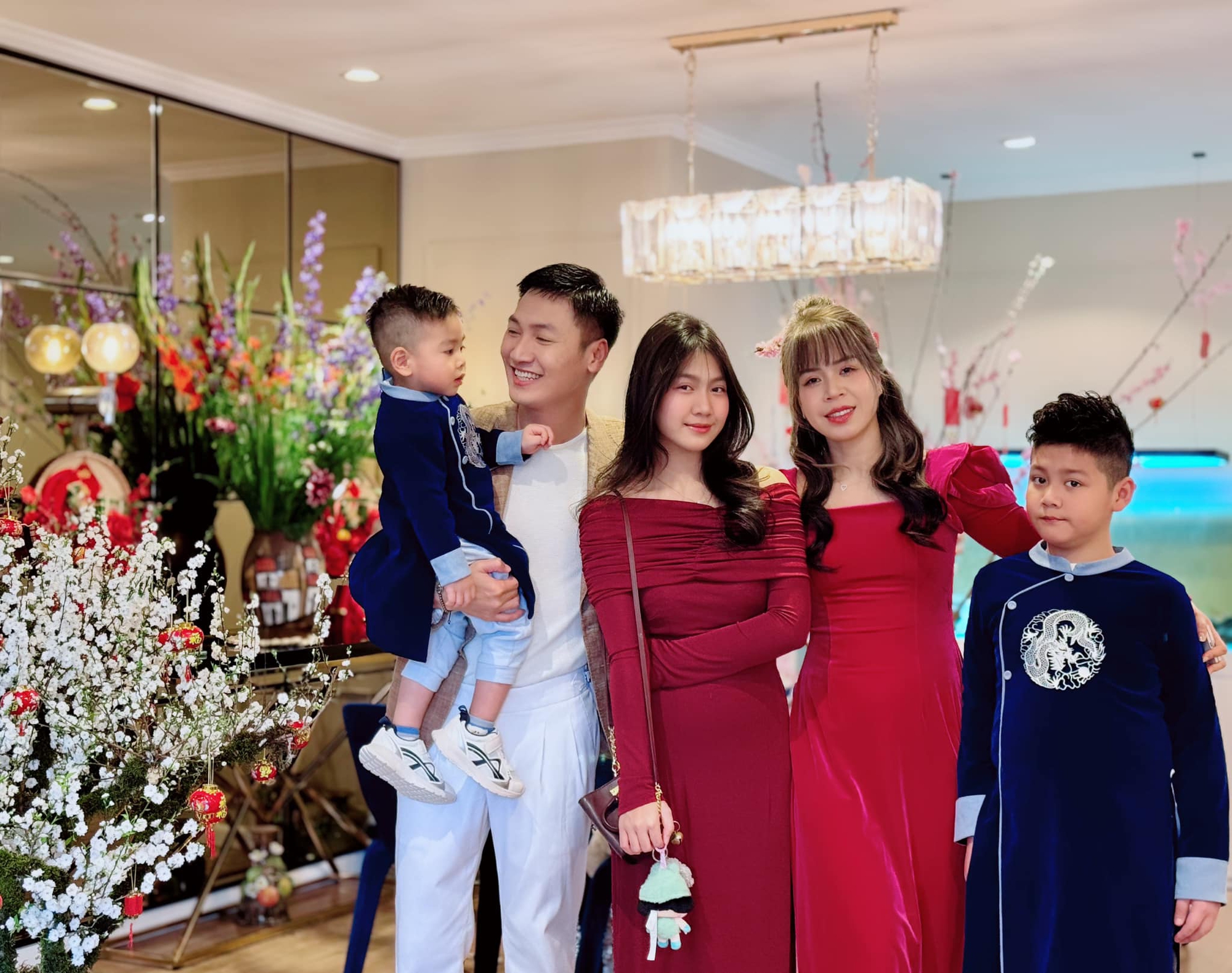 Ái nữ nhà diễn viên Mạnh Trường tuổi 16 xinh đẹp như hoa, cao vượt trội một phần nhờ chăm chơi thể thao từ nhỏ- Ảnh 17.