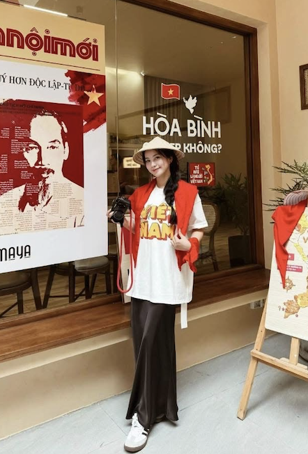 Đi xem diễu binh, diễu hành 2/9 cứ mặc theo tips này: Vừa xinh vừa thoải mái, mưa nắng không lo- Ảnh 8.