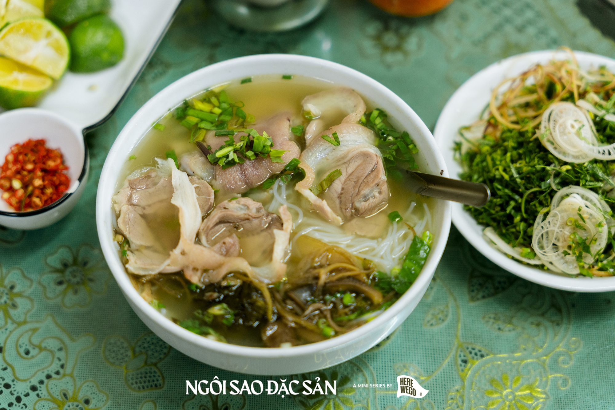 Pit Ham Ăn và Phúc Thành về vùng đất địa linh nhân kiệt: Đền Trần cổ kính, tô bún bung nức tiếng đến làng nghề chiếu Hới trăm tuổi- Ảnh 5.