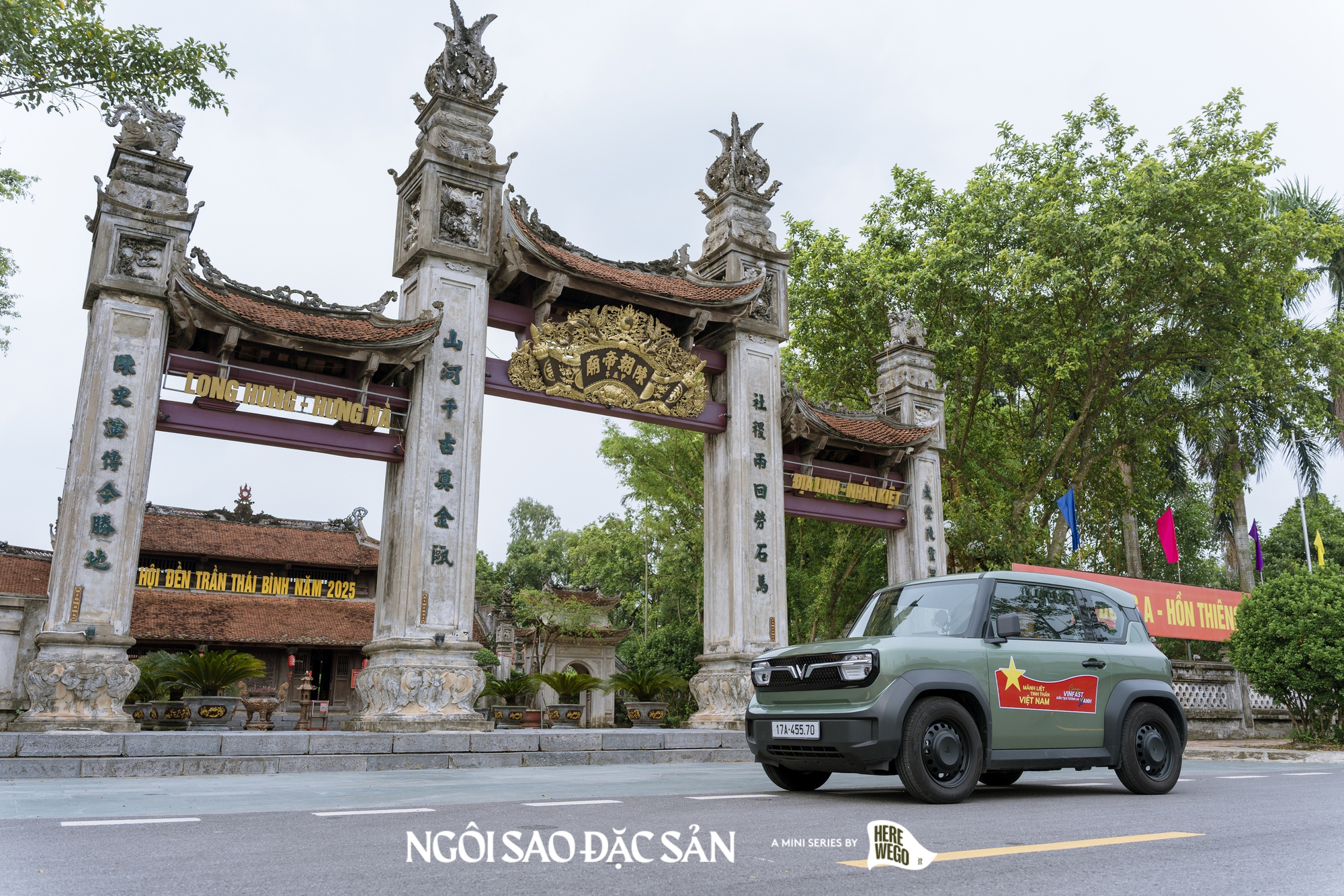 Pit Ham Ăn và Phúc Thành về vùng đất địa linh nhân kiệt: Đền Trần cổ kính, tô bún bung nức tiếng đến làng nghề chiếu Hới trăm tuổi- Ảnh 4.