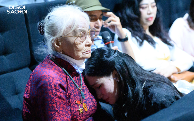 Hoà Minzy được Bộ Văn hoá Thể thao và Du lịch thông báo tin quan trọng ngay giữa buổi họp báo ra MV mới- Ảnh 12. Hoà Minzy được Bộ Văn hoá Thể thao và Du lịch thông báo tin quan trọng ngay giữa buổi họp báo ra MV mới- Ảnh 12.