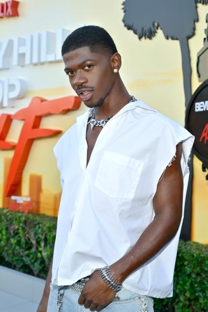 Bắt nam rapper gen Z gặp ảo giác gây náo loạn giữa phố, nghi liên quan ma tuý- Ảnh 5. Bắt nam rapper gen Z gặp ảo giác gây náo loạn giữa phố, nghi liên quan ma tuý- Ảnh 5.