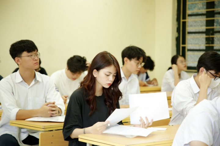 Sắp c&ocirc;ng bố điểm chuẩn tr&uacute;ng tuyển đại học 2025- Ảnh 1.