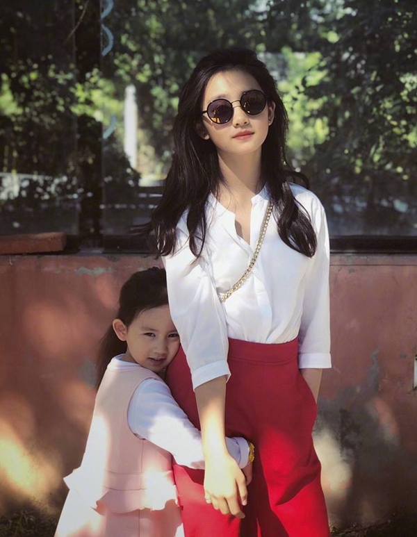 3 sao nhí hot nhất Bố Ơi Mình Đi Đâu Thế sau 1 thập kỷ: Người thành rich kid 15 tuổi đã có Rolls-Royce, học trường hoàng gia, người rời xa showbiz với lựa chọn bất ngờ- Ảnh 7.