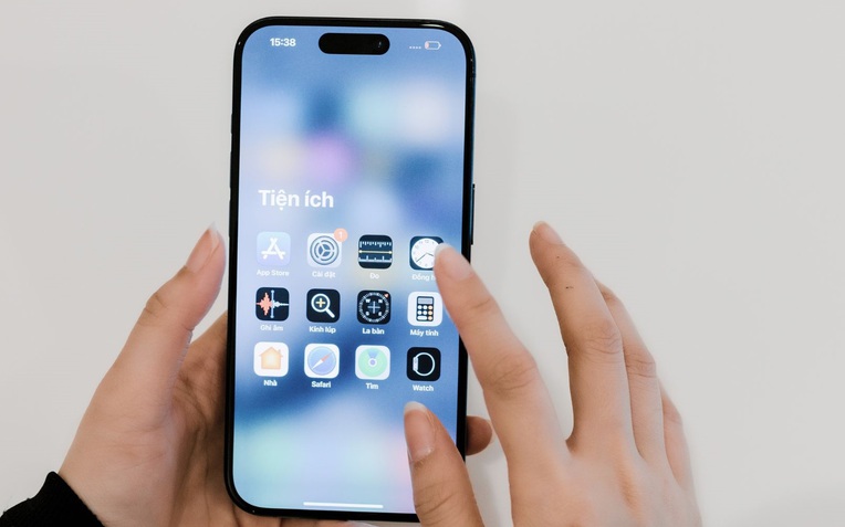 Đây là loại iPhone vẫn "có giá" tại Việt Nam, chỉ chờ thêm iPhone 17 series ra mắt- Ảnh 1. Đây là loại iPhone vẫn "có giá" tại Việt Nam, chỉ chờ thêm iPhone 17 series ra mắt- Ảnh 1.