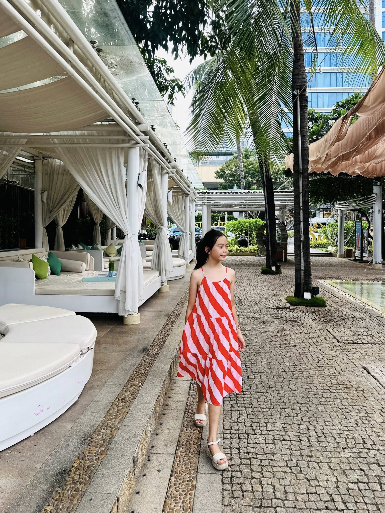 Ba ái nữ lai Tây nổi tiếng của showbiz Việt: Nổi bật nhờ nhan sắc xinh đẹp như búp bê, có bé còn được gọi là 