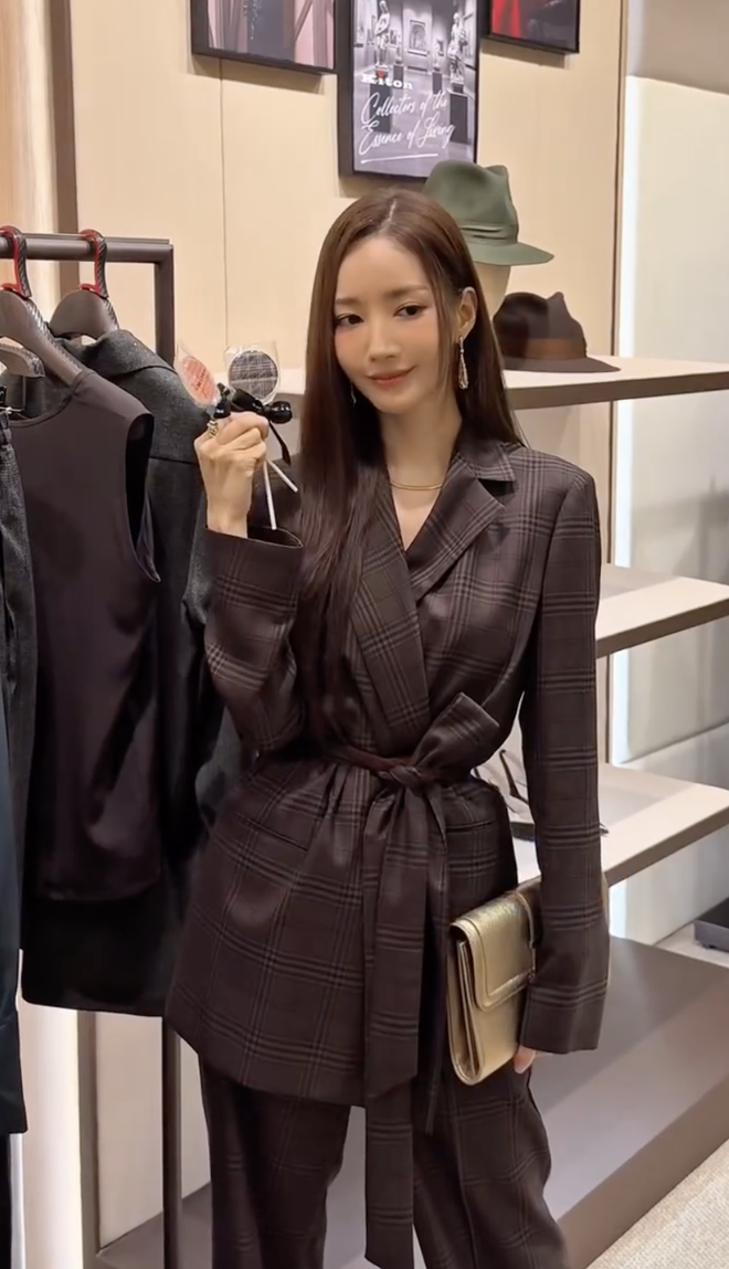 Diện mạo tuổi 39 của Park Min Young: Sốc vì trẻ, nhưng cấn nhất phần cằm- Ảnh 5.