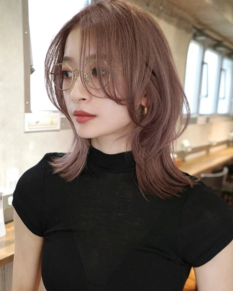 Phụ nữ Nhật Bản tuổi 35+ chọn tóc ngắn thế nào để vừa trẻ trung vừa thanh lịch? Đây là 10 gợi ý hot nhất 2025- Ảnh 2.