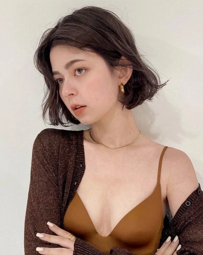 Phụ nữ Nhật Bản tuổi 35+ chọn tóc ngắn thế nào để vừa trẻ trung vừa thanh lịch? Đây là 10 gợi ý hot nhất 2025- Ảnh 10.