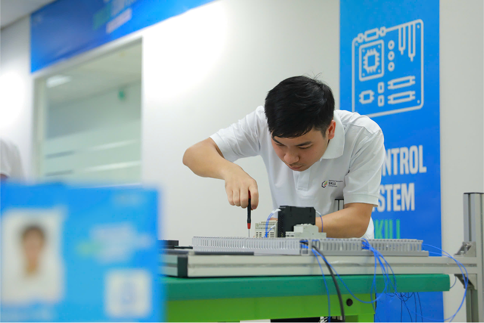 Chủ tịch Samsung Đông Nam Á & Châu Đại Dương khẳng định cam kết nhằm tạo ra AI bền vững và có đạo đức trước thềm BCA 2025- Ảnh 13. Chủ tịch Samsung Đông Nam Á & Châu Đại Dương khẳng định cam kết nhằm tạo ra AI bền vững và có đạo đức trước thềm BCA 2025- Ảnh 13.