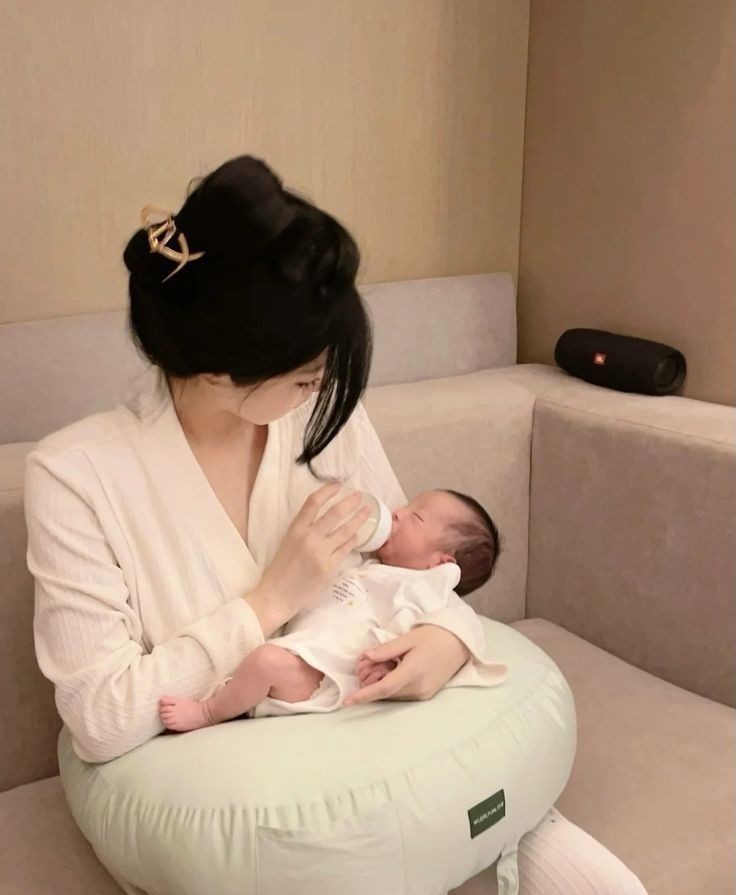 Bảng chi tiêu viết tay của ông bố 21 tuổi khiến nhiều người “mắt tròn mắt dẹt”- Ảnh 3.