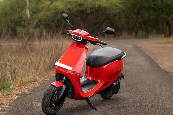 Xe điện giá 44 triệu đồng, tốc độ 141km/h và 2 phanh ABS- Ảnh 2.