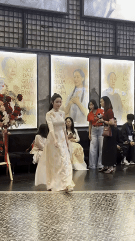 Con trai Quang Hải 
