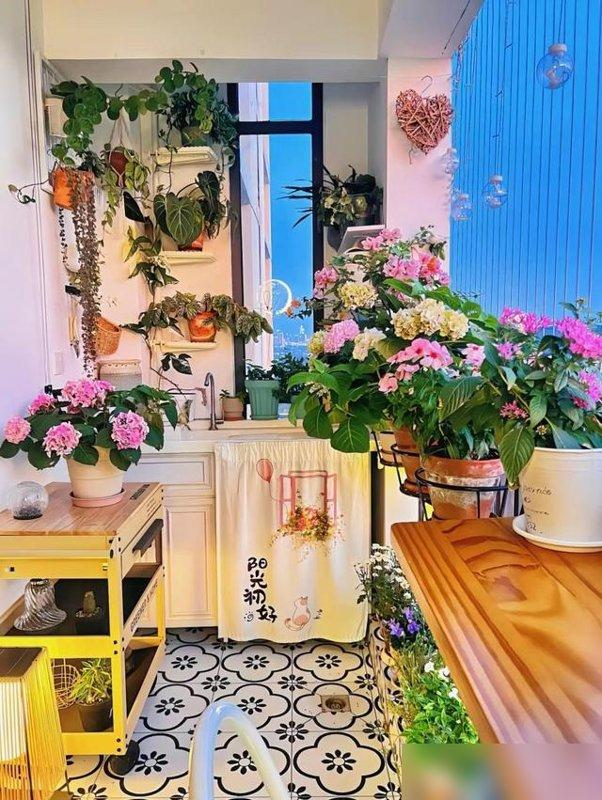 Ngôi nhà của cô giáo nghỉ hưu gây sốt: Chỉ chiếc tủ giày ngoài hành lang cũng khiến hàng xóm đua nhau làm theo- Ảnh 10.