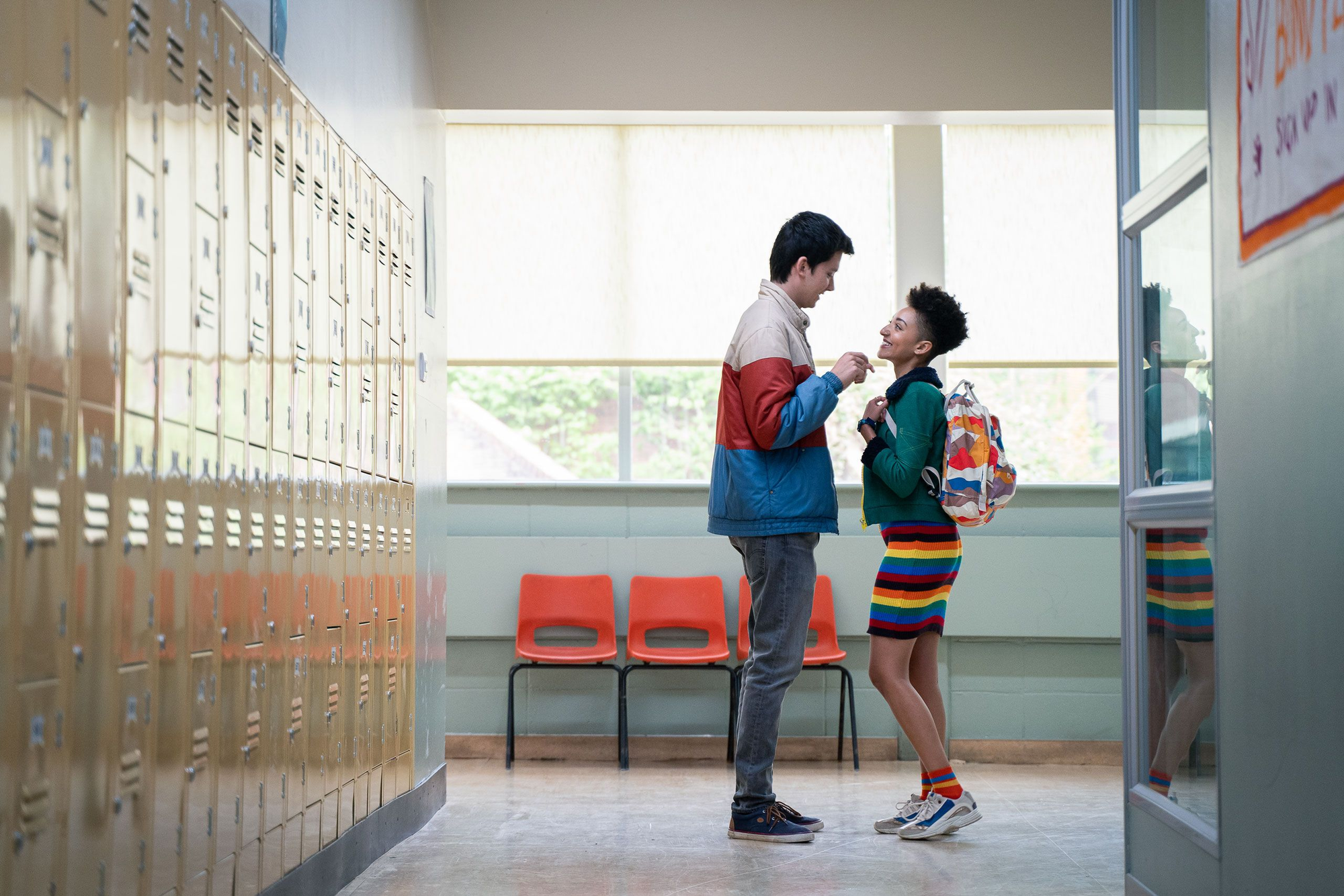Xem phim Sex Education mãi mới biết cảnh gây phẫn nộ nhất lại có thật ngoài đời, hội nữ sinh khổ quá rồi!- Ảnh 5.