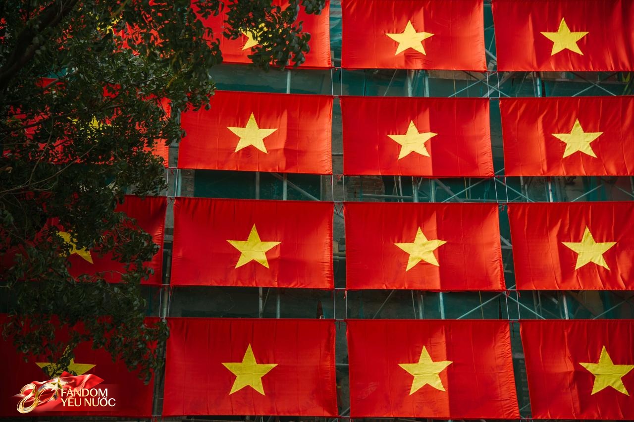 Hà Nội, những ngày đi dưới bóng cờ!- Ảnh 36.