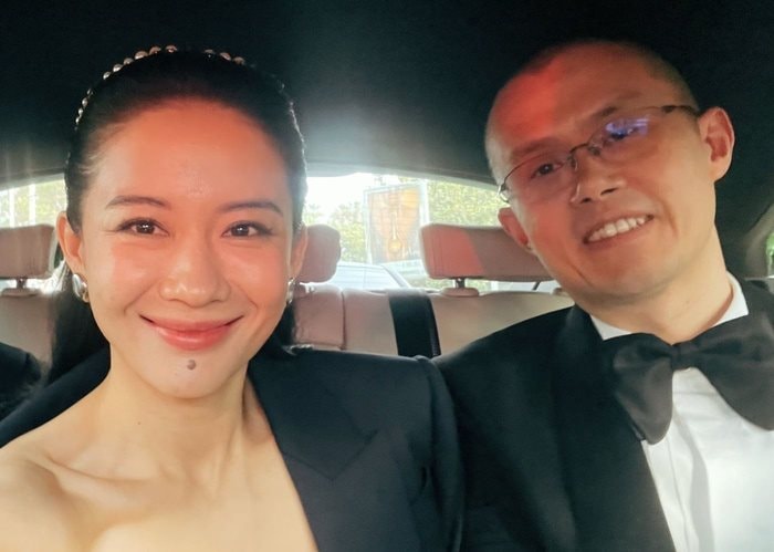 Chân dung người phụ nữ quyền lực nhất giới tiền số: Mồ côi cha năm 9 tuổi, đi bán nước ngọt ở siêu thị đến ‘tỷ phú crypto’- Ảnh 3.