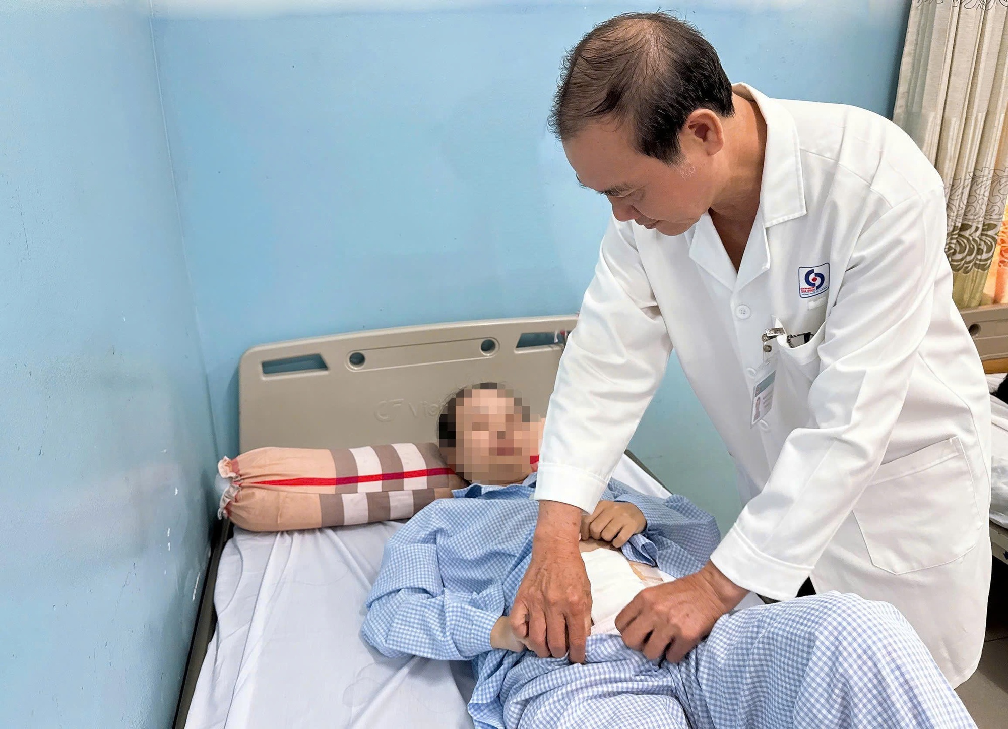 Ca bệnh hy hữu: Mẹ mắc ung thư sinh con khỏe mạnh- Ảnh 1.