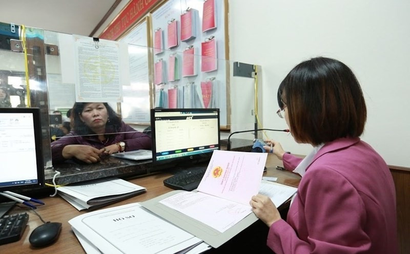 Hơn 94.000 người có quyết định nghỉ việc- Ảnh 1.