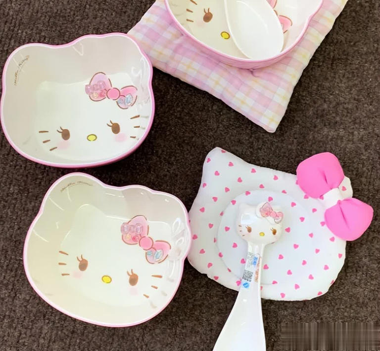 Sau khi dọn sạch tủ bếp, tôi thề sẽ không bao giờ mua 6 loại đồ dùng trên bàn ăn này nữa- Ảnh 4.