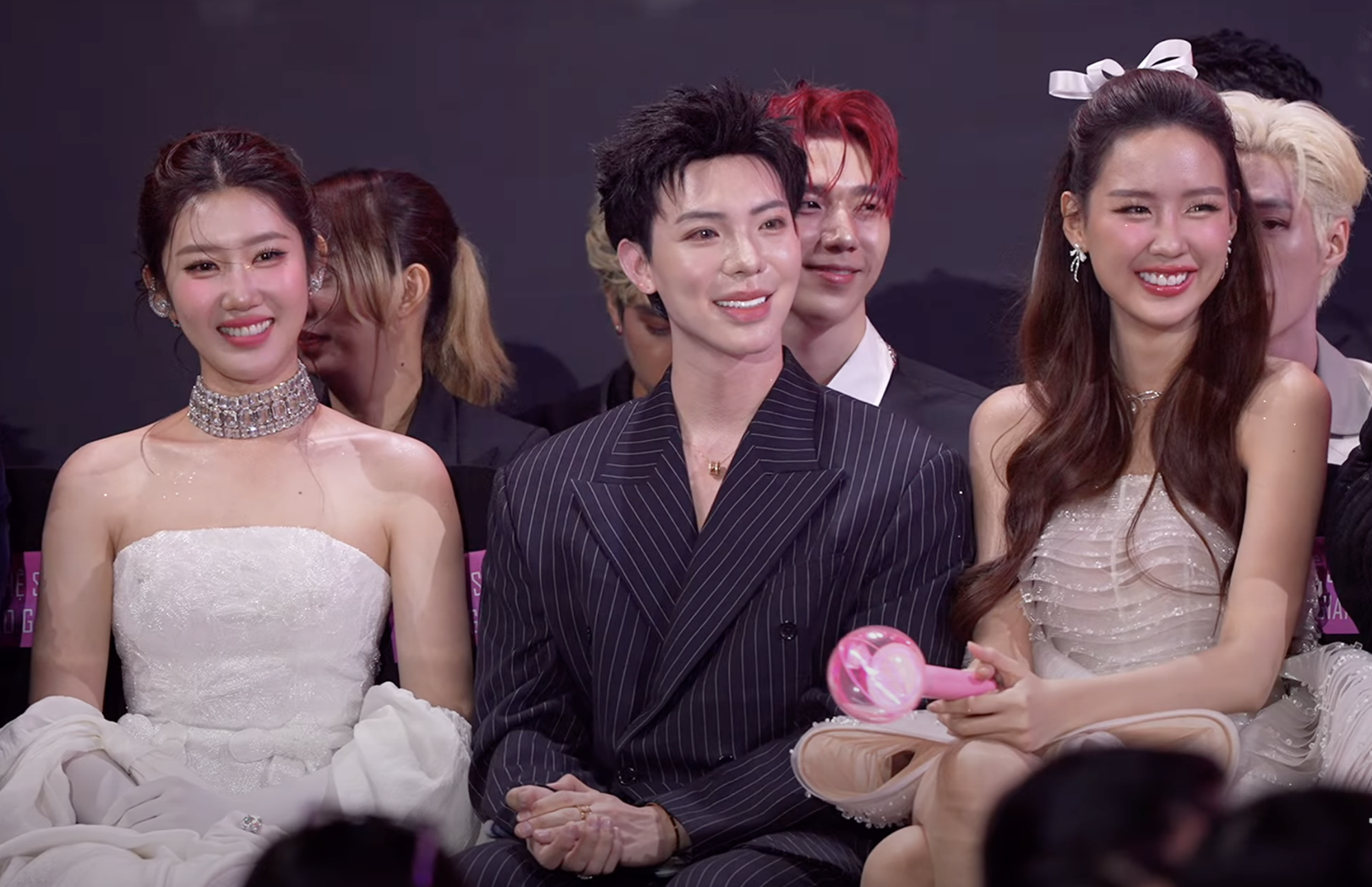 Mỹ nhân "đẹp điên đảo", át cả 29 Em Xinh trong đêm Chung kết, cam lia tới đâu sốc visual tới đó!- Ảnh 1.