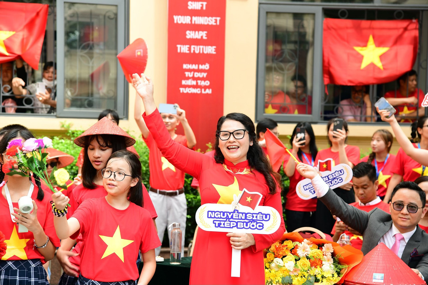 Hà Nội: Không học các môn văn hoá ngay sau lễ khai giảng- Ảnh 1.