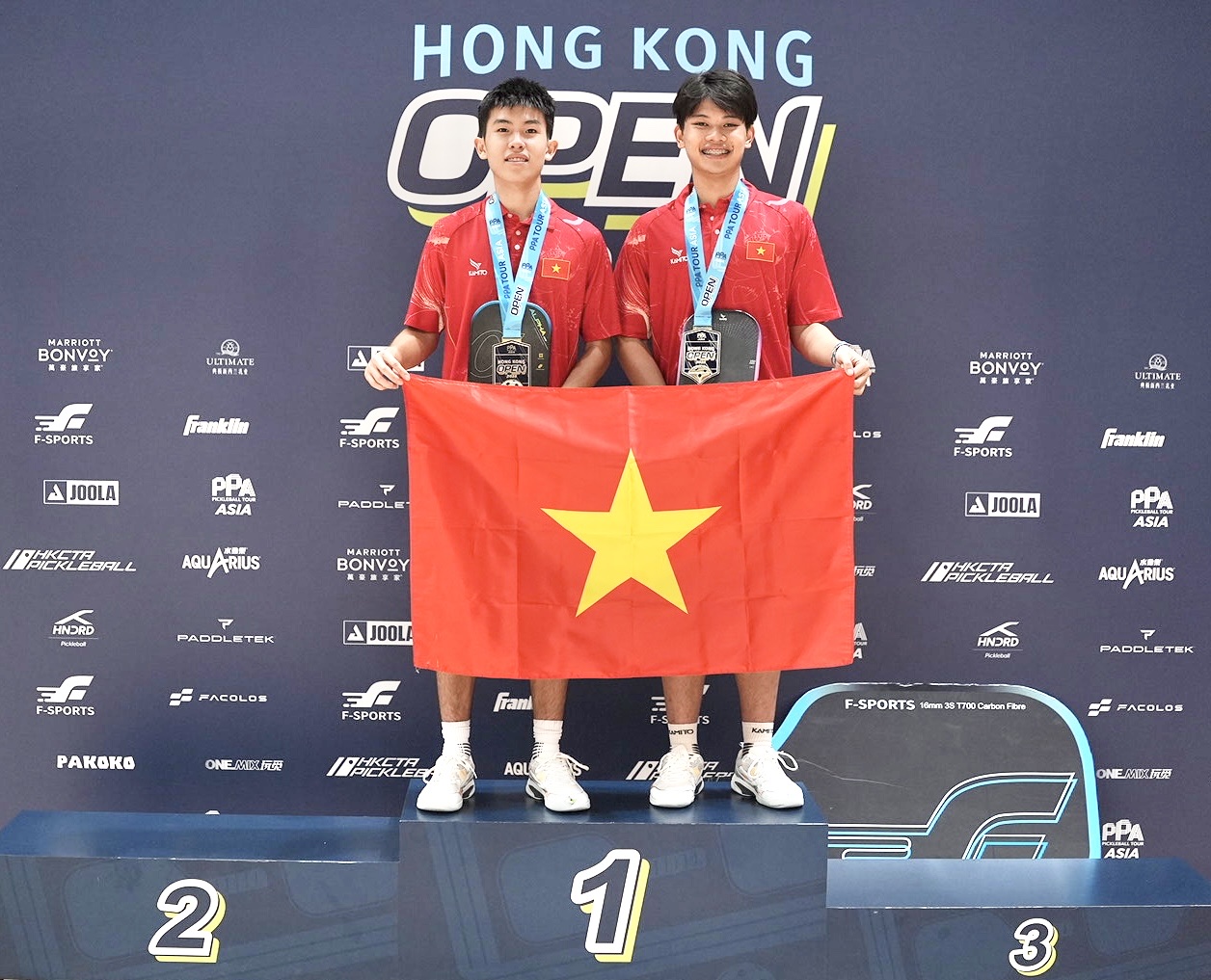 Tống Nhật Minh và Xuân Đức 