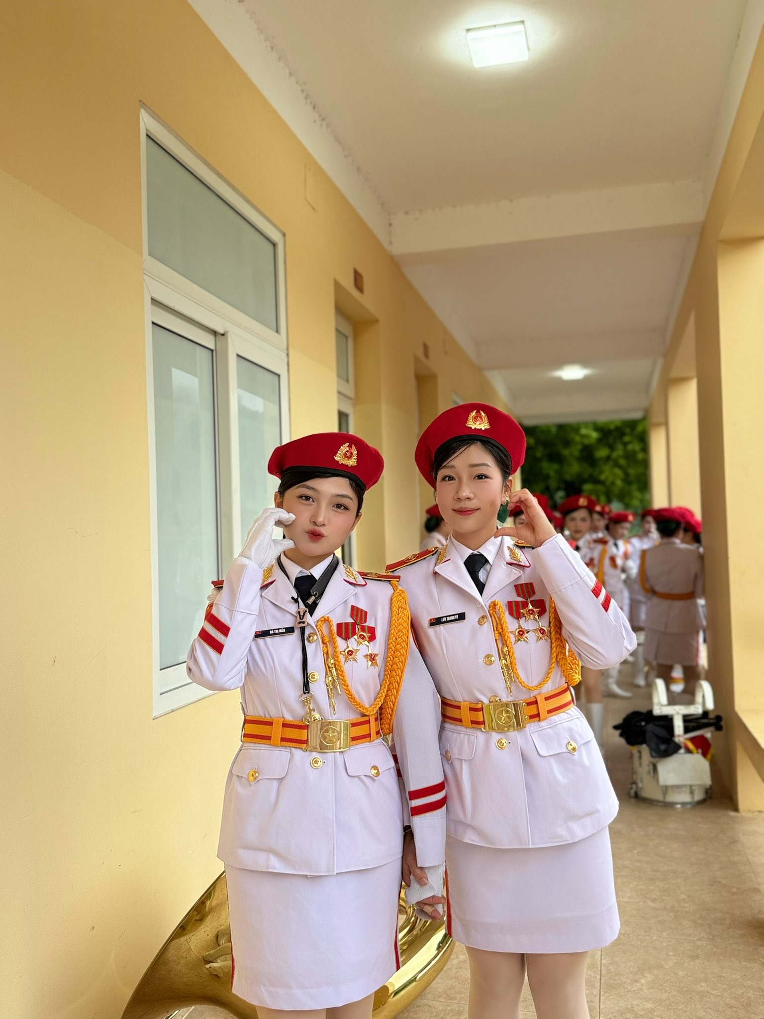 10 nữ quân nhân Việt Nam chỉ cần nở nụ cười là khuynh đảo mạng xã hội- Ảnh 23. 10 nữ quân nhân Việt Nam chỉ cần nở nụ cười là khuynh đảo mạng xã hội- Ảnh 23.