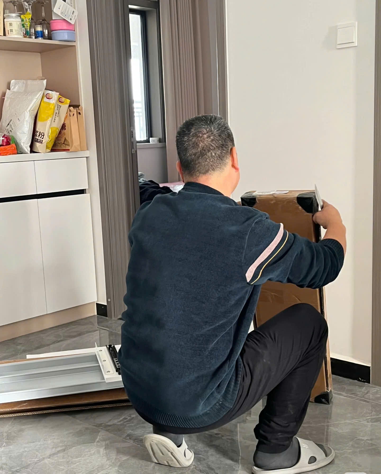 Bố chồng U60 tháng nào cũng đến nhà con dâu bù đắp sau cú sốc mất chồng- Ảnh 2.
