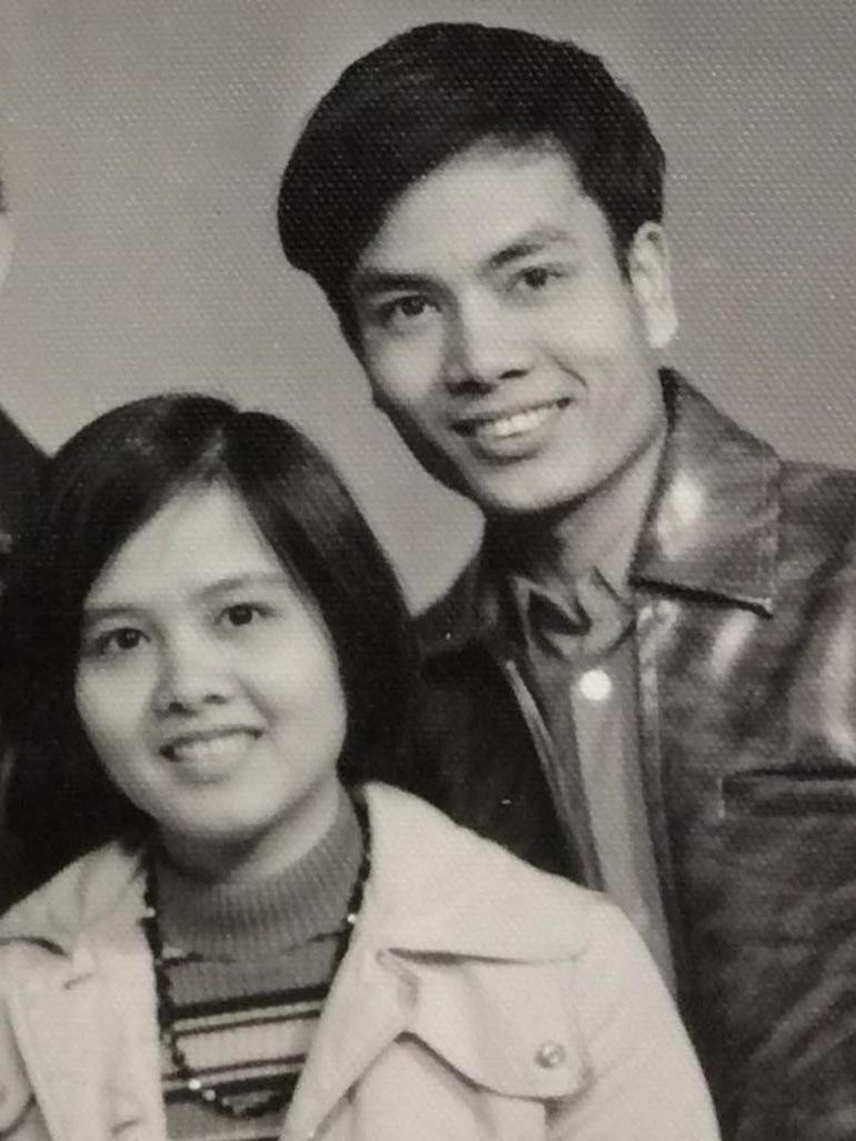 BTV Hoài Anh thuyết minh sự kiện A80: Xuất thân tiểu thư "cành vàng lá ngọc" và chân dung người chồng bí ẩn- Ảnh 3.