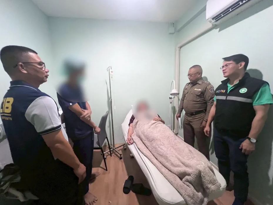 Đột kích phòng khám sinh lý nam, lập tức tạm giữ 1 người, tịch thu 625 tang vật: Tiếp tục mở rộng điều tra- Ảnh 3. Đột kích phòng khám sinh lý nam, lập tức tạm giữ 1 người, tịch thu 625 tang vật: Tiếp tục mở rộng điều tra- Ảnh 3.