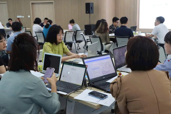 AI tạo hồ sơ xin việc: "Đẹp" thôi chưa đủ!- Ảnh 2.