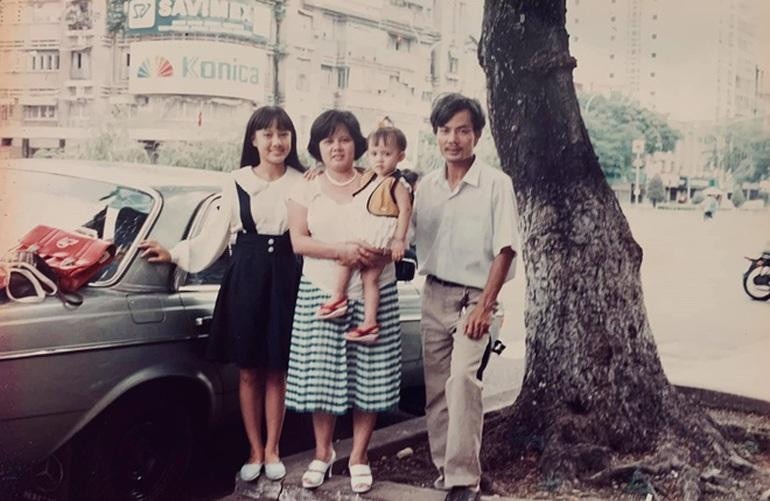 BTV Hoài Anh thuyết minh sự kiện A80: Xuất thân tiểu thư "cành vàng lá ngọc" và chân dung người chồng bí ẩn- Ảnh 2.