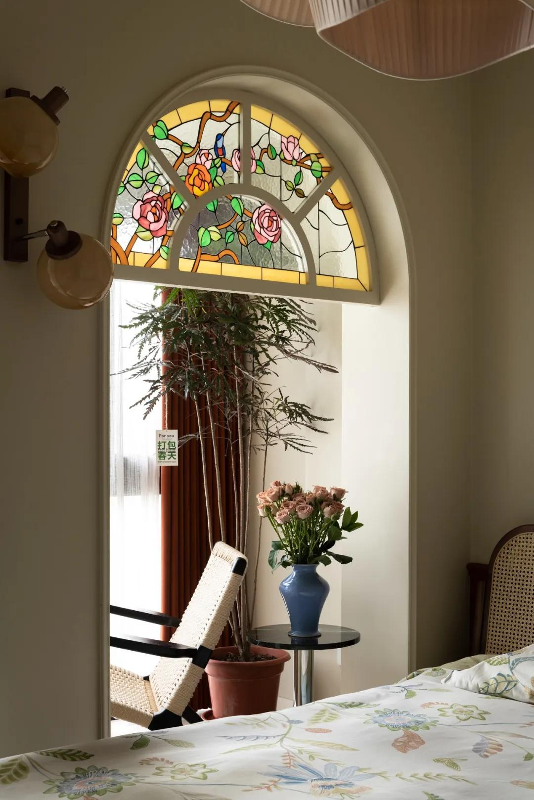 Ngôi nhà 100m² của cặp vợ chồng trung niên: Chi hơn 2 tỷ đồng biến căn hộ cũ thành “Thành phố hoa” ngay trong nhà- Ảnh 15.