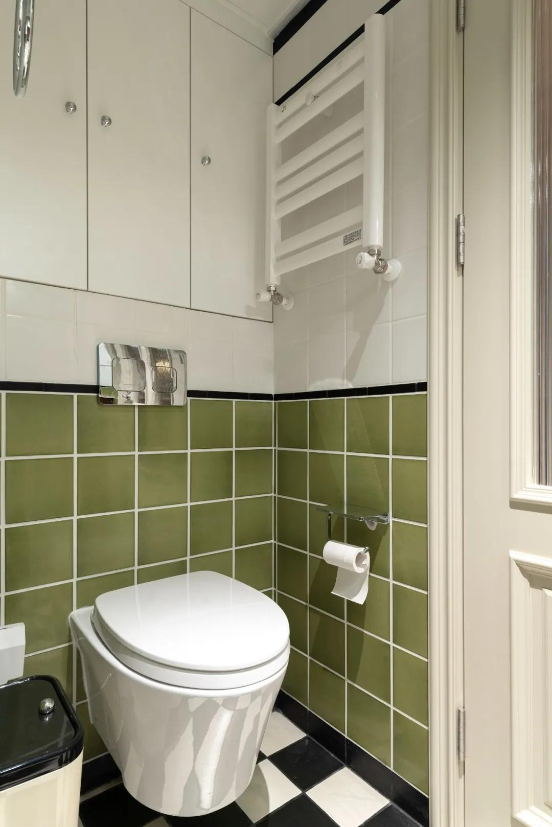 Ngôi nhà 100m² của cặp vợ chồng trung niên: Chi hơn 2 tỷ đồng biến căn hộ cũ thành “Thành phố hoa” ngay trong nhà- Ảnh 18.