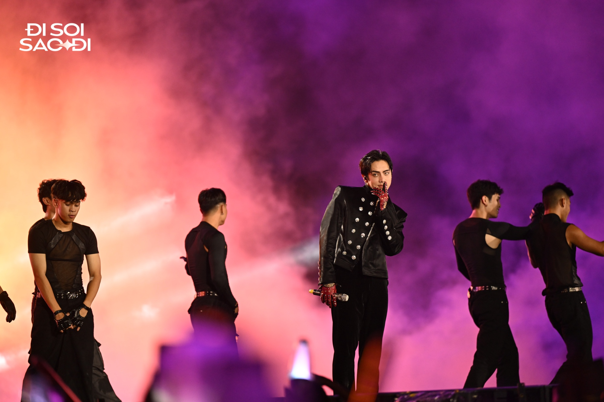 DPR IAN - The Kid Laroi thi nhau “rắc thính” fan Việt, J Balvin - DJ Snake tạo nên khoảnh khắc đáng nhớ nhất 8WONDER- Ảnh 8.