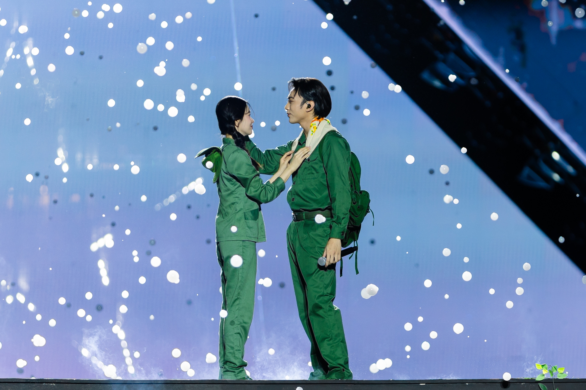 Cô gái 2 lần làm ngoại lệ của SOOBIN: Xinh như công chúa khiến “đàng trai” cứ dán mắt vào- Ảnh 7.